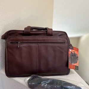 AVENUES Genuine Top Grain Leather Expandable Breifcase in Dark Brown Made in USA